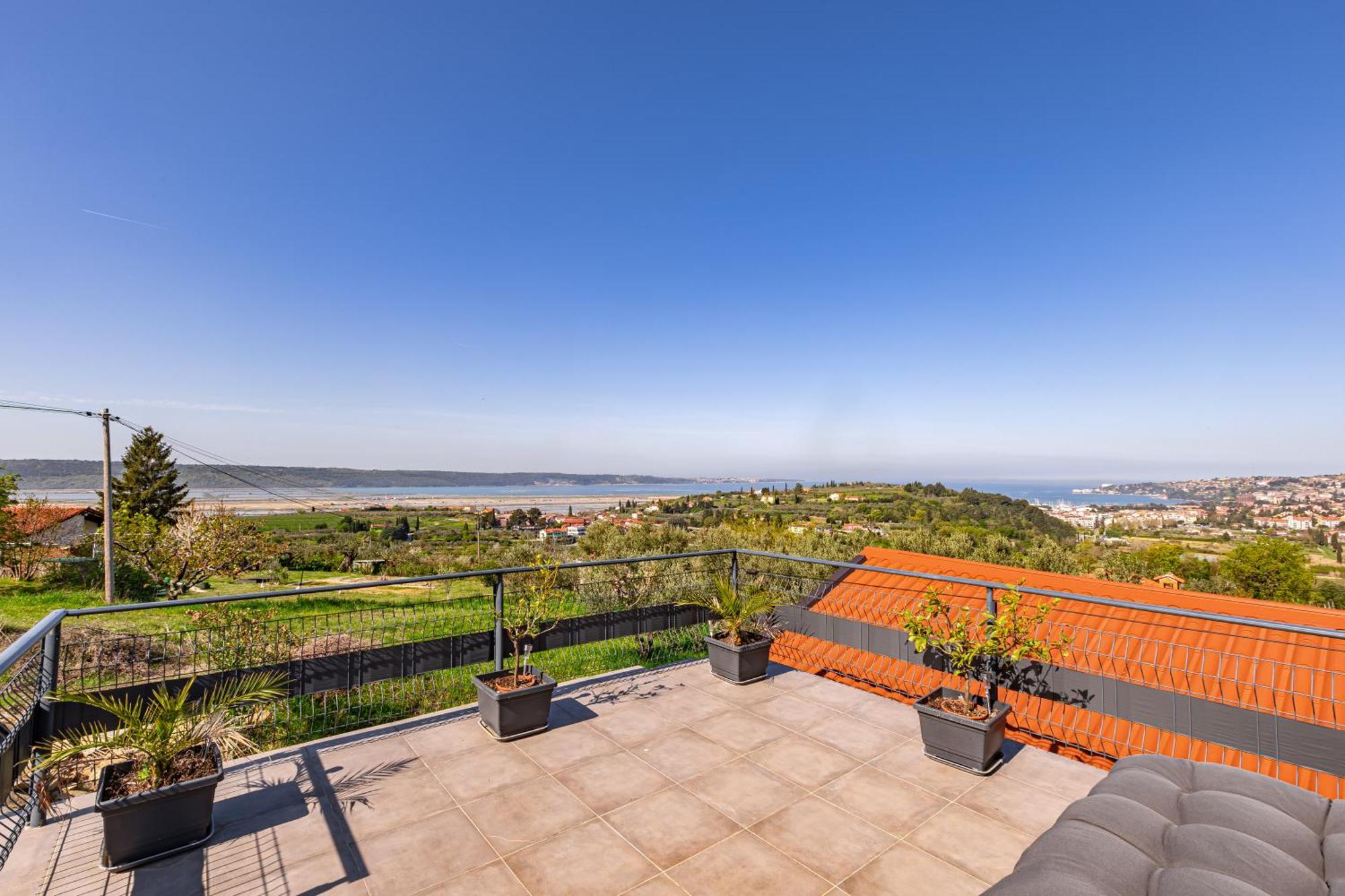 Larabella Salt Fields View Studio Portoroz Bagian luar foto